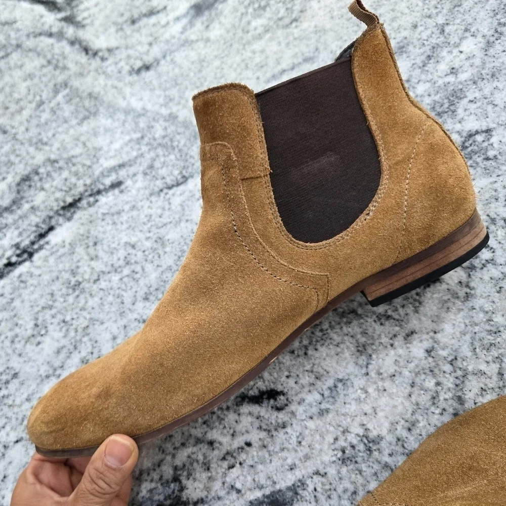 The Rail Mens Boots Brysen Chelsea 9 US 42M Suede Leather Slip On Casual Shoes